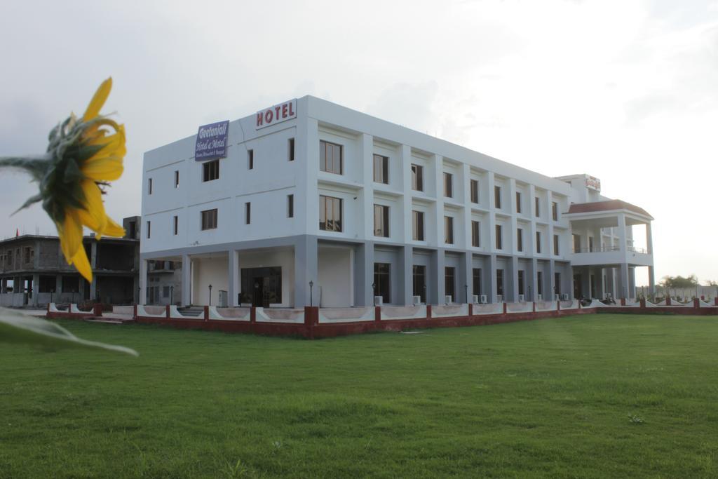 Geetanjali Hotel & Motel Бхаратпур Экстерьер фото